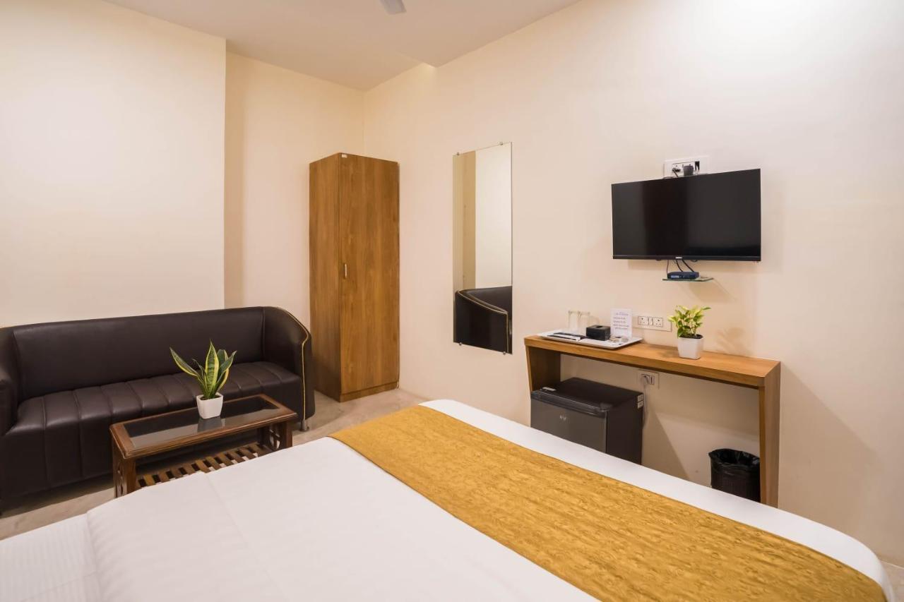 The Platinum Hotel Mumbai Bagian luar foto